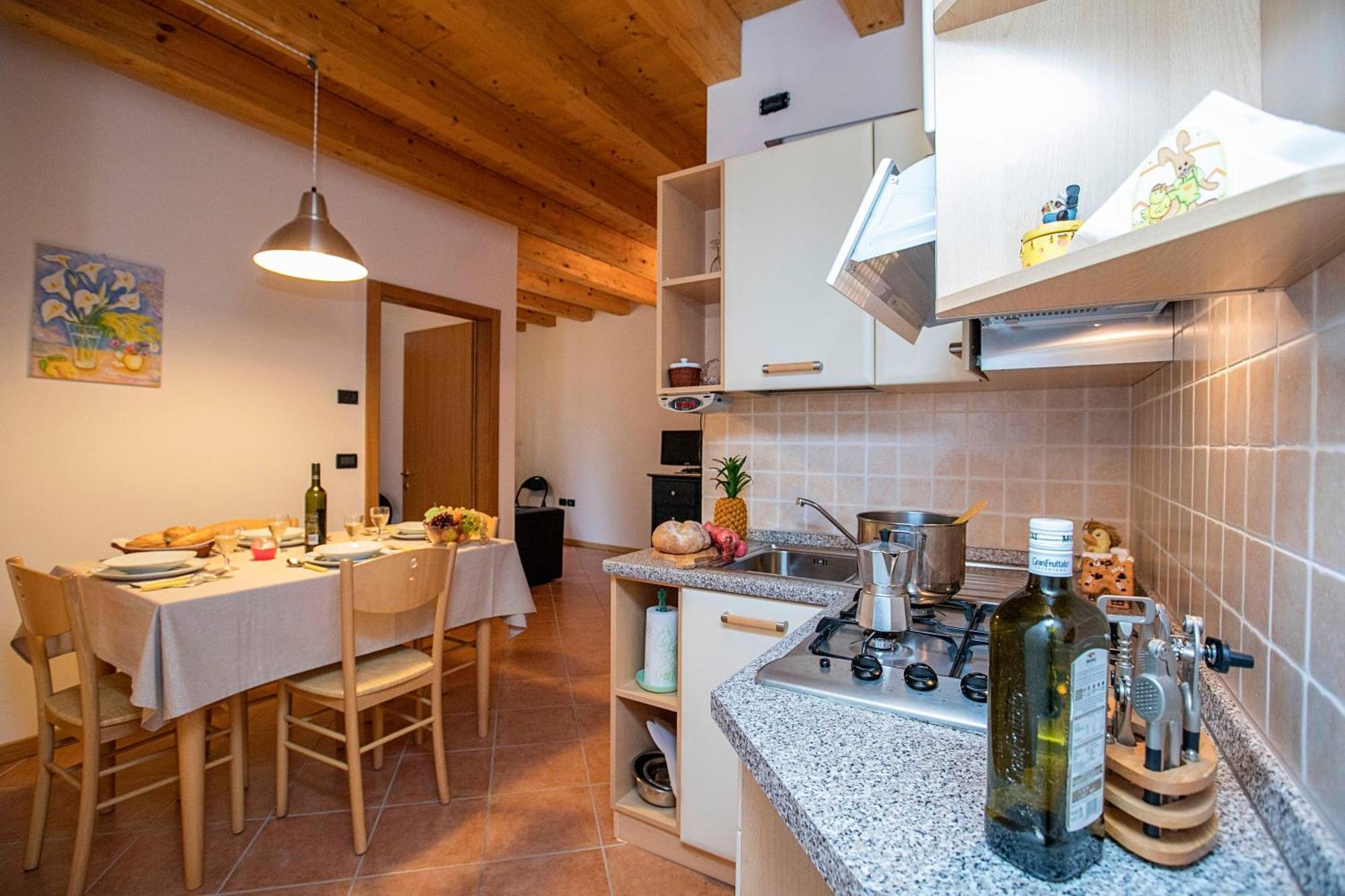 Appartamento Centro Storico Riva - Happy Rentals Exterior photo